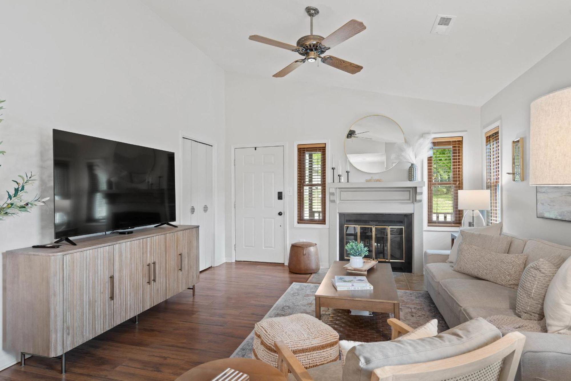1 5 Miles To Mizzou ~ Spacious & Updated Home~ Columbia Esterno foto